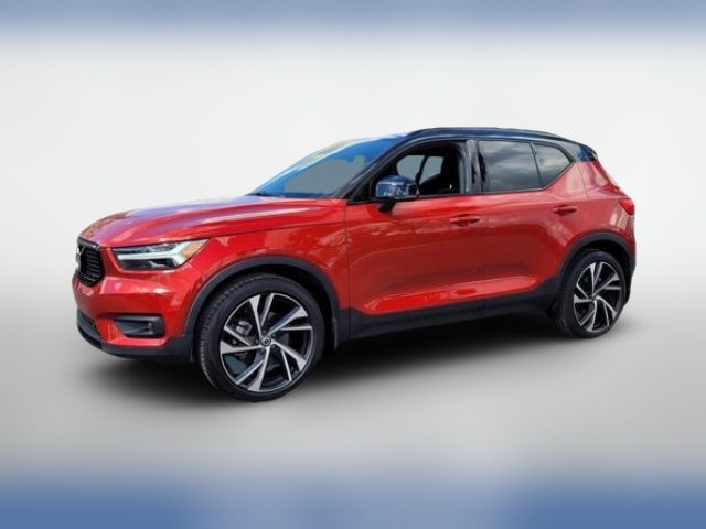 2021 Volvo XC40 R-Design