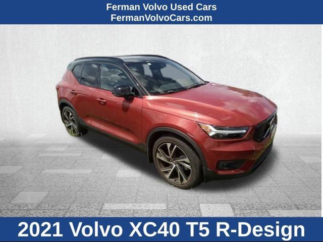 2021 Volvo XC40 R-Design