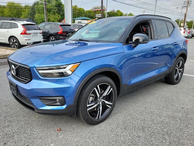 2021 Volvo XC40 R-Design