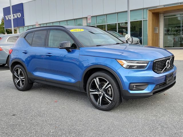 2021 Volvo XC40 R-Design