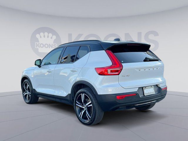 2021 Volvo XC40 R-Design