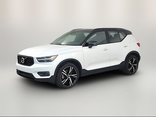 2021 Volvo XC40 R-Design