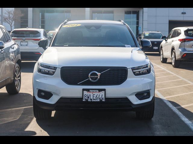 2021 Volvo XC40 R-Design