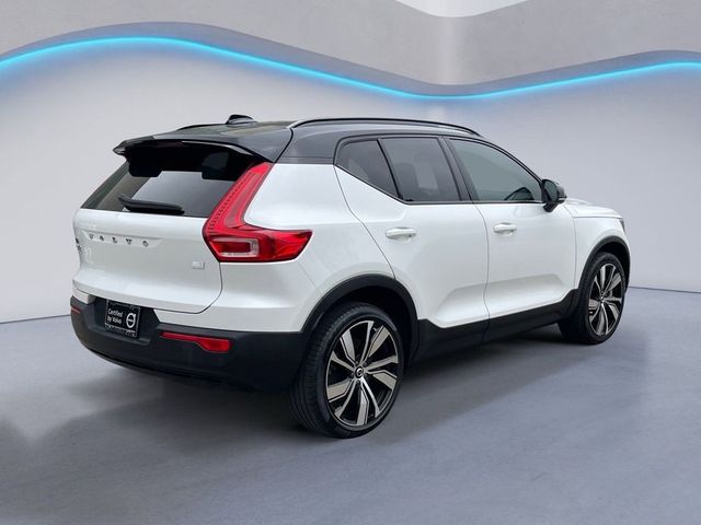 2021 Volvo XC40 Base