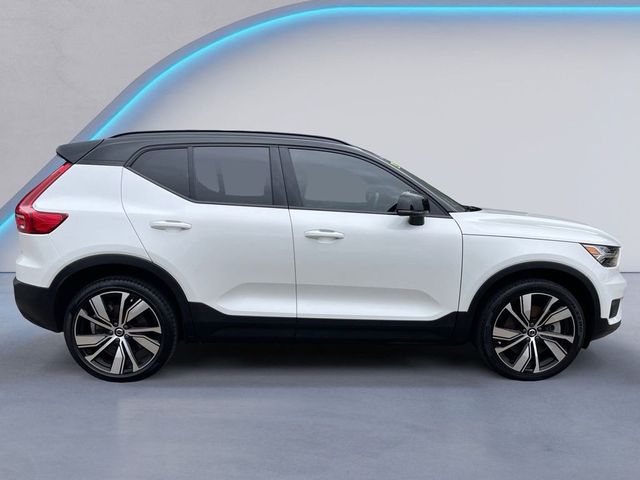 2021 Volvo XC40 Base