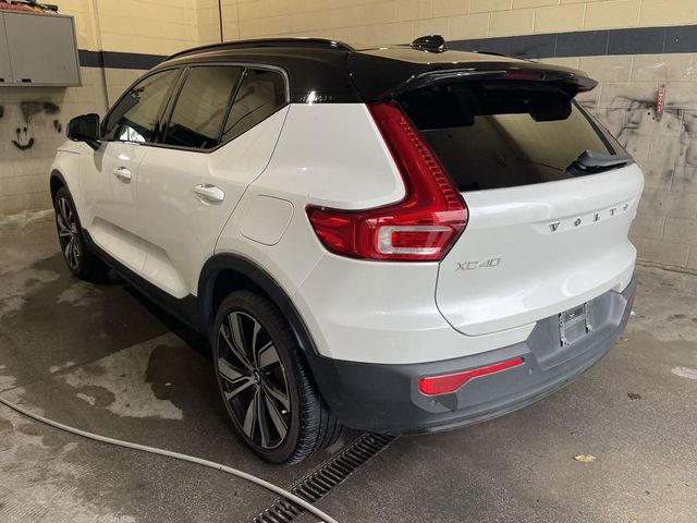 2021 Volvo XC40 Base