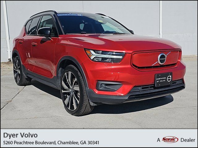 2021 Volvo XC40 Base