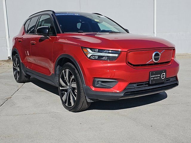 2021 Volvo XC40 Base