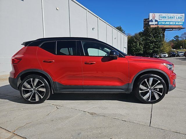 2021 Volvo XC40 Base