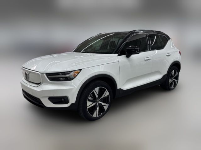 2021 Volvo XC40 Base