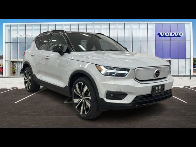 2021 Volvo XC40 Base