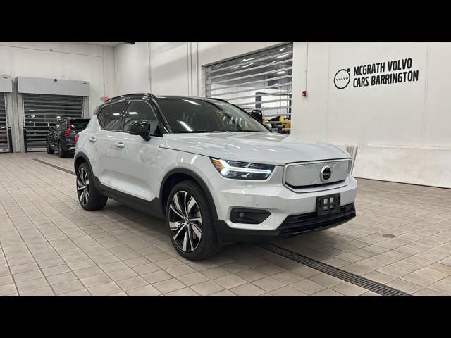 2021 Volvo XC40 Base