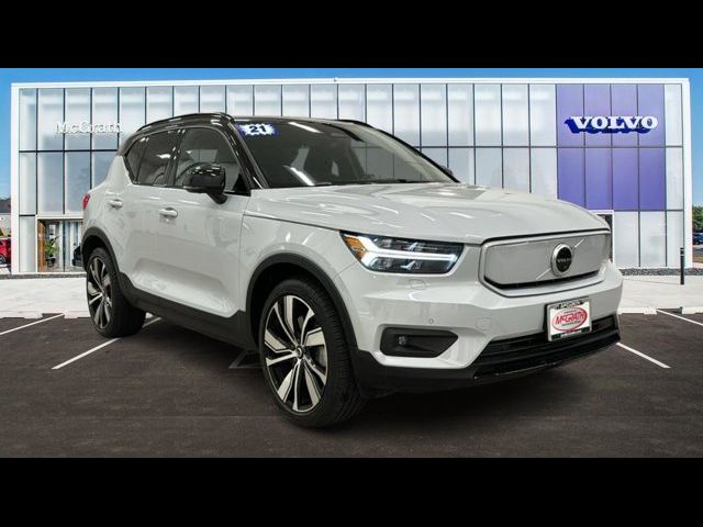 2021 Volvo XC40 Base