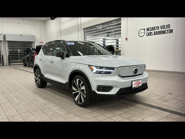 2021 Volvo XC40 Base