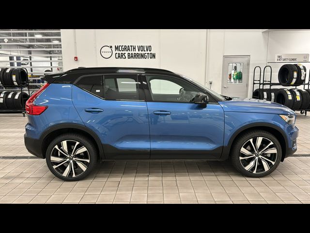 2021 Volvo XC40 Base