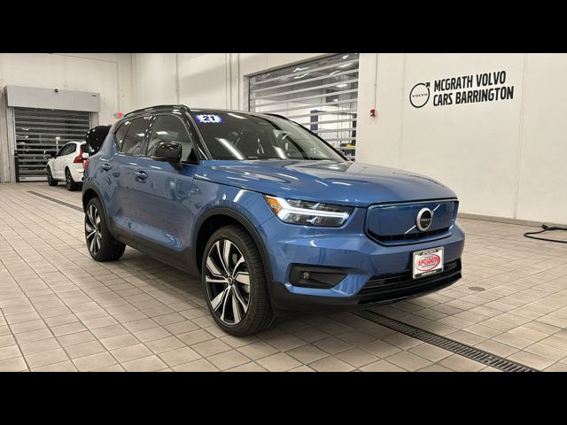 2021 Volvo XC40 Base