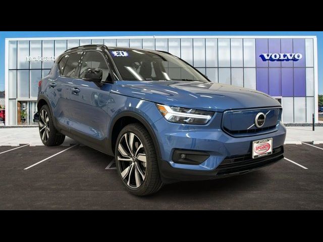 2021 Volvo XC40 Base