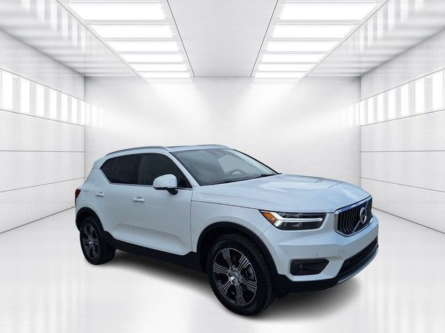 2021 Volvo XC40 Inscription