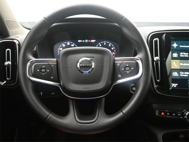 2021 Volvo XC40 Inscription