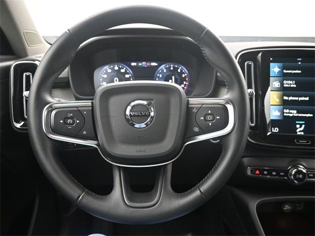 2021 Volvo XC40 Inscription