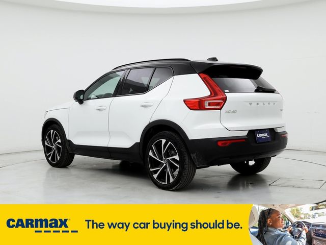 2021 Volvo XC40 R-Design