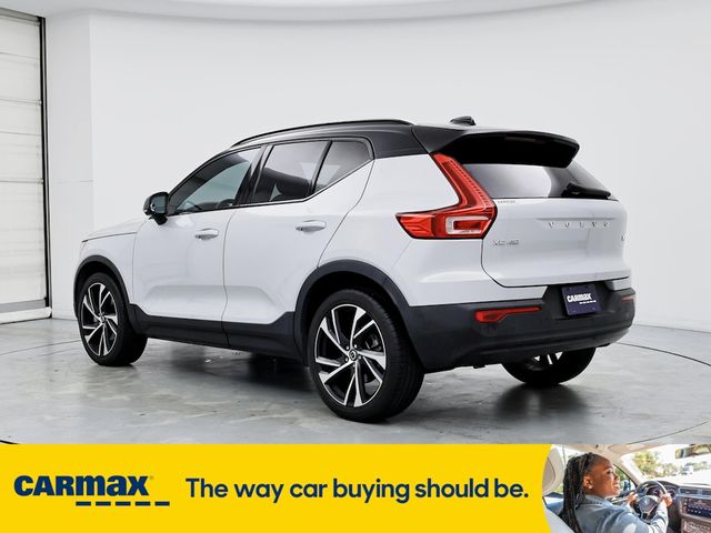 2021 Volvo XC40 R-Design