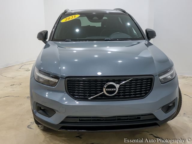 2021 Volvo XC40 R-Design