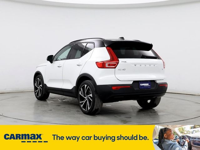 2021 Volvo XC40 R-Design