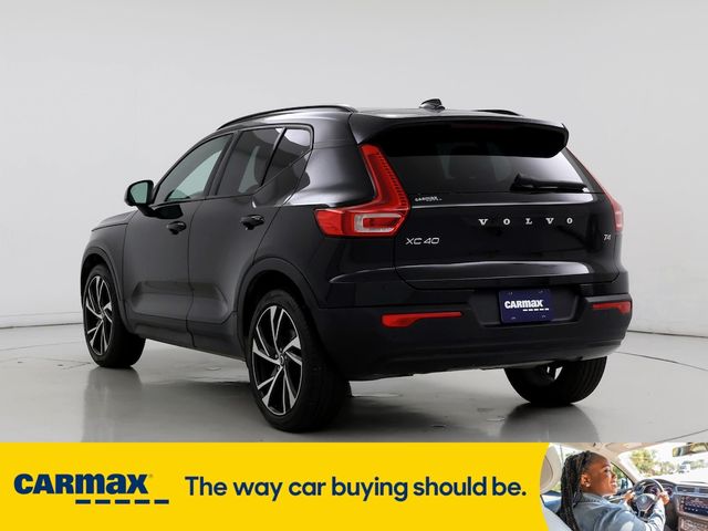 2021 Volvo XC40 R-Design