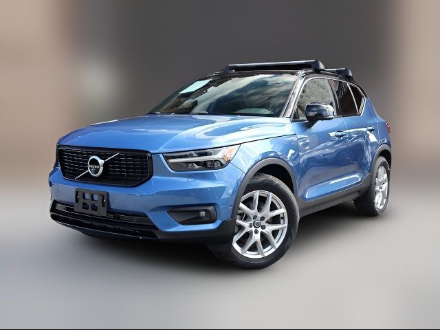 2021 Volvo XC40 R-Design