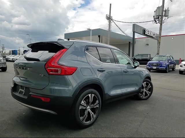 2021 Volvo XC40 Inscription