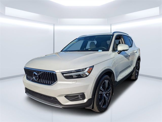 2021 Volvo XC40 Inscription