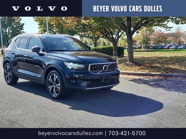 2021 Volvo XC40 Inscription