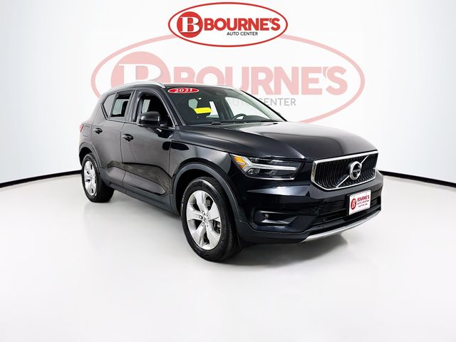 2021 Volvo XC40 Momentum