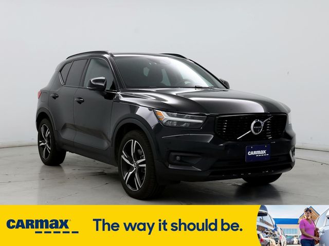 2021 Volvo XC40 R-Design