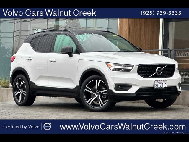 2021 Volvo XC40 R-Design