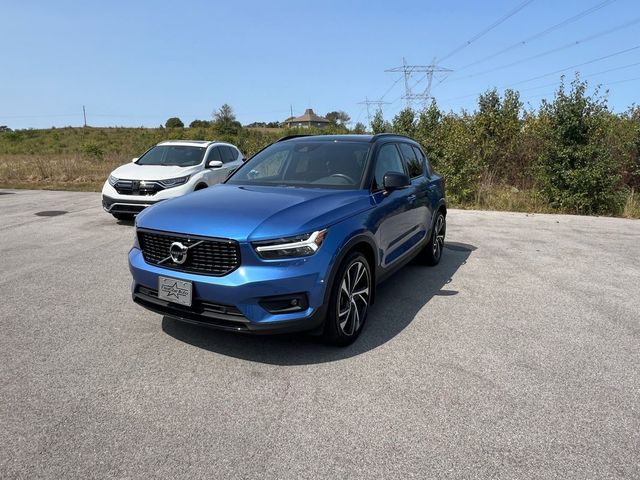 2021 Volvo XC40 R-Design