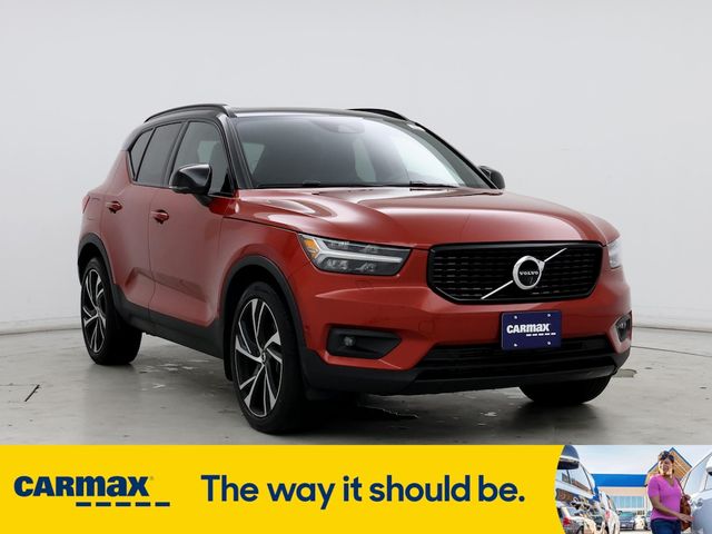 2021 Volvo XC40 R-Design