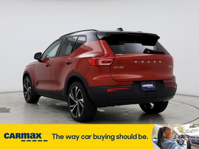 2021 Volvo XC40 R-Design