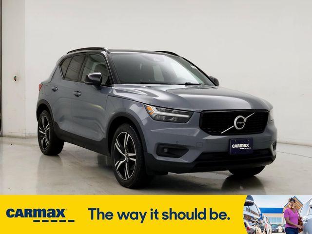 2021 Volvo XC40 R-Design