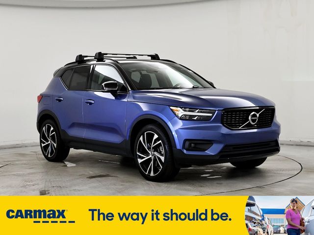 2021 Volvo XC40 R-Design