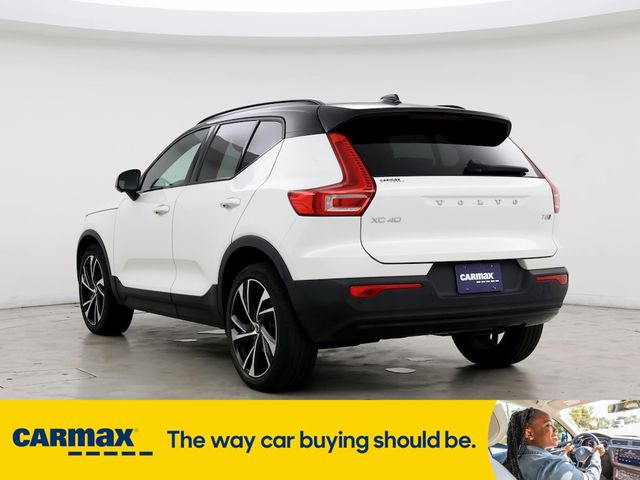 2021 Volvo XC40 R-Design