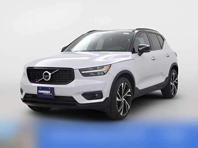 2021 Volvo XC40 R-Design