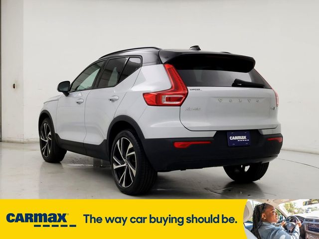 2021 Volvo XC40 R-Design