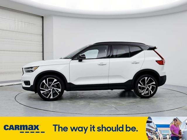 2021 Volvo XC40 R-Design