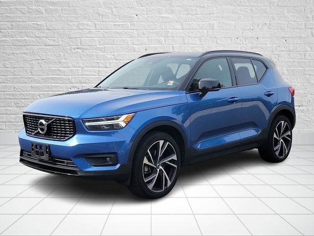 2021 Volvo XC40 R-Design