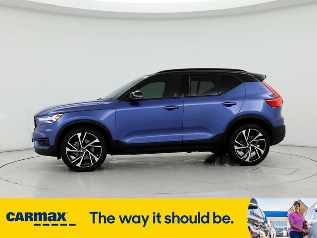 2021 Volvo XC40 R-Design