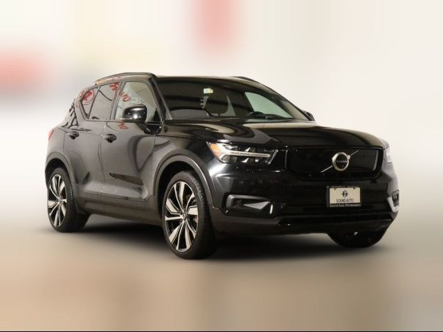 2021 Volvo XC40 Base