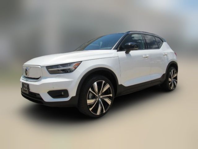 2021 Volvo XC40 Base