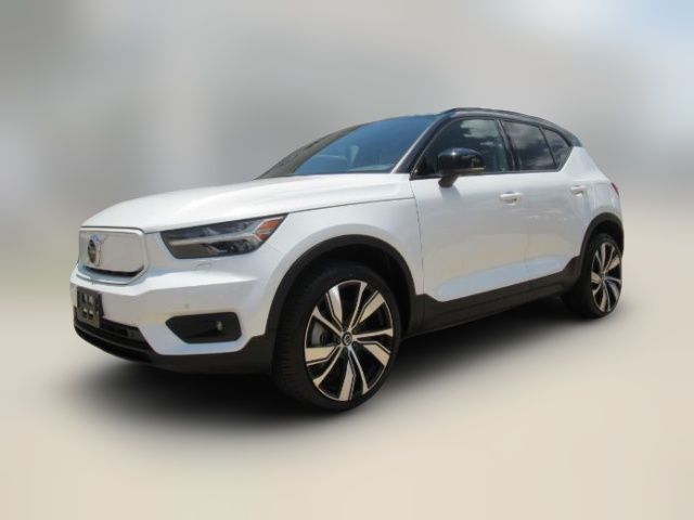 2021 Volvo XC40 Base